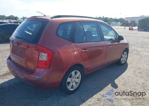 2008 Kia Rondo Lx V6 z USA, uszkodzony, nr VIN KNAFG526487144557